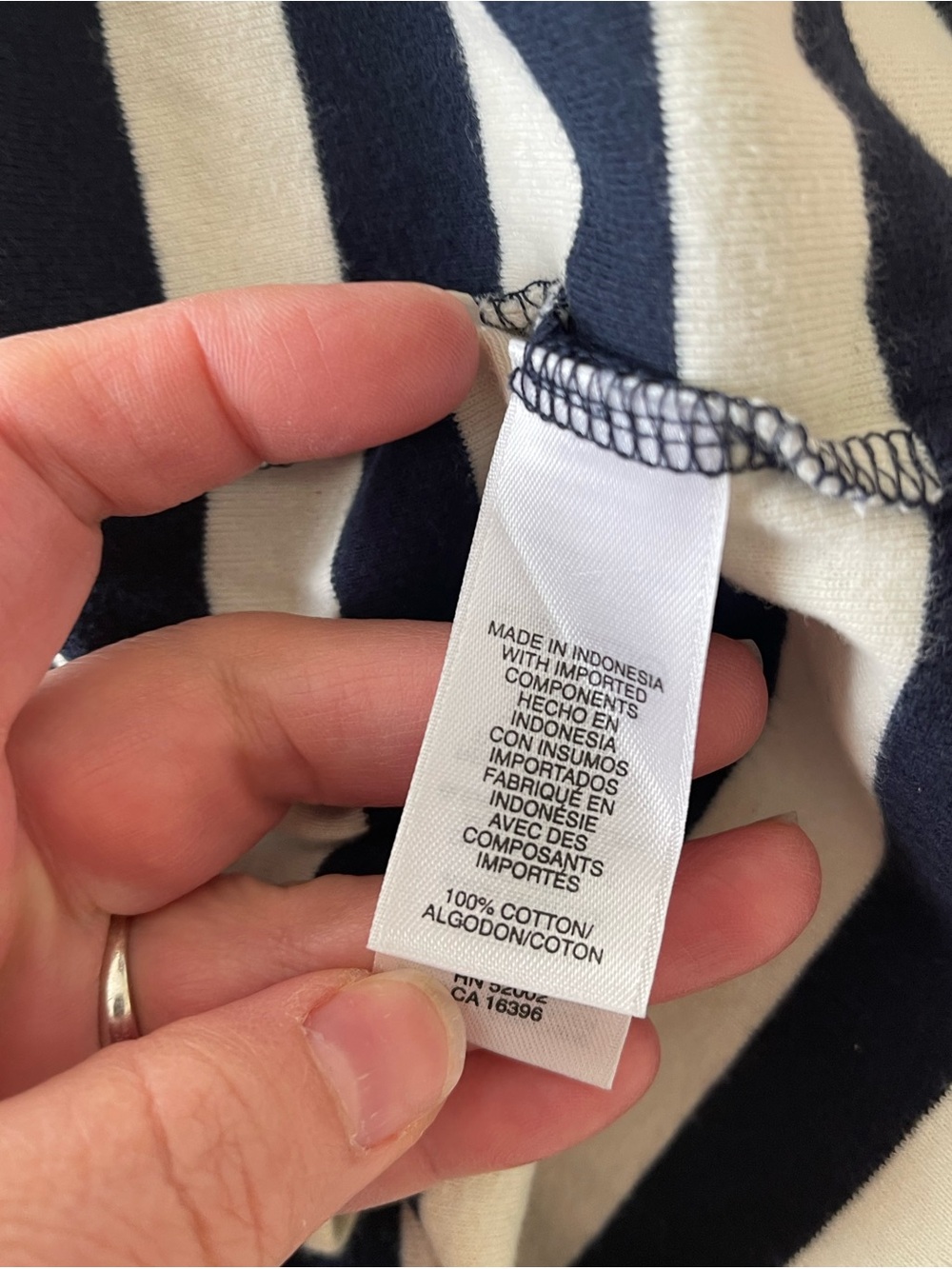 Liz Claiborne Navy and White Striped Tank Top nautical summer petite medium - Picture 7 of 8